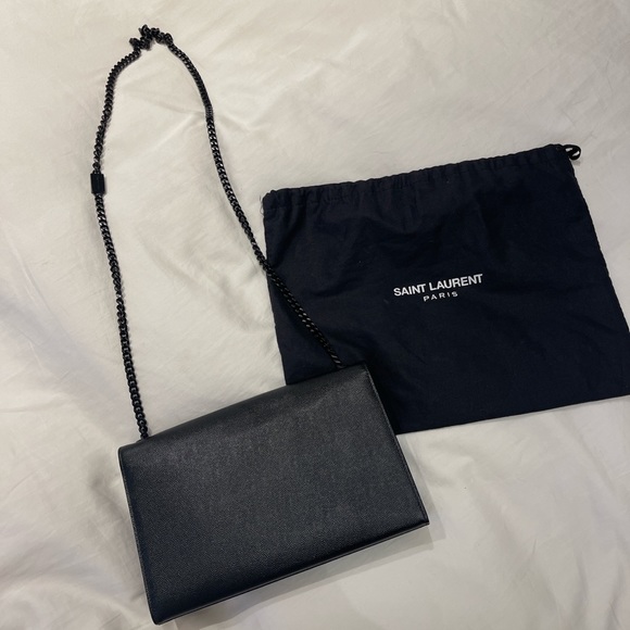 Saint Laurent Kate Medium Chain Bag in Grain De Poudre Embossed Leather - Picture 2 of 4